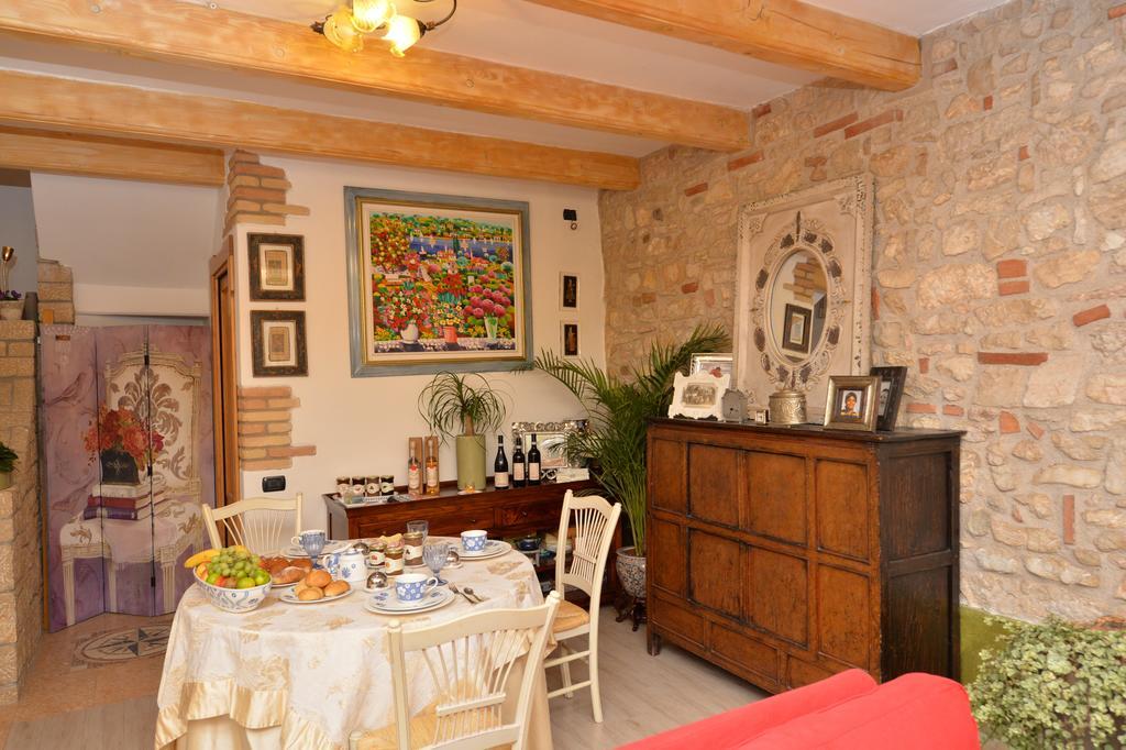 B&B Corte Giare Sant'Ambrogio di Valpolicella Luaran gambar